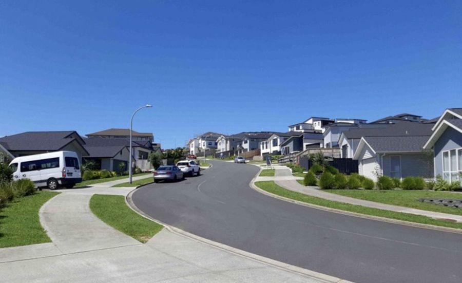 West Hoe Heights, Orewa
